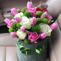 Gėlių pristatymas Šilutėje Gaivi kompozicija su rožėmis ir tulpėmis